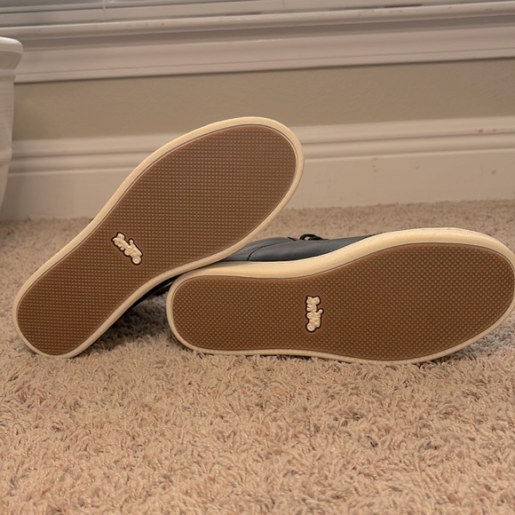 🔥Coach Sneaker High Tops🔥 - Picture 4 of 7